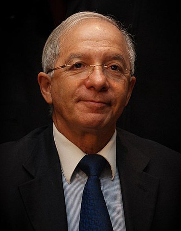 Luis Pazos 