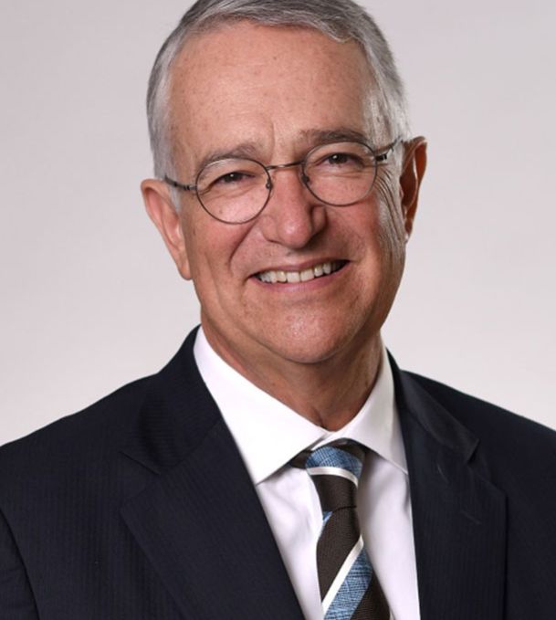 RICARDO SALINAS